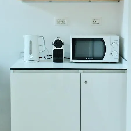 En-suite Rose On Rokova Street - 5 Min Walk To The Old Town Of Guest house 4*