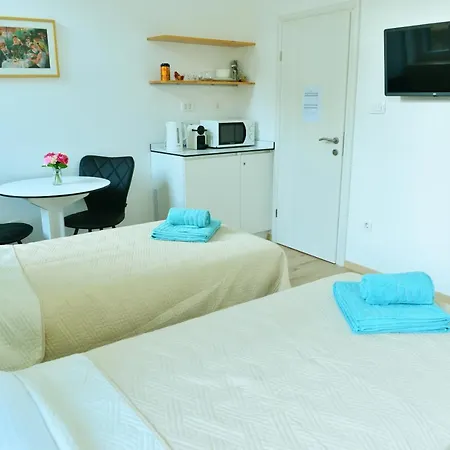 En-suite Rose On Rokova Street - 5 Min Walk To The Old Town Of Guest house Split