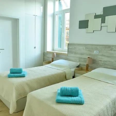 En-suite Rose On Rokova Street - 5 Min Walk To The Old Town Of Guest house Split